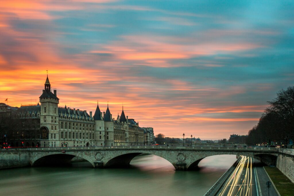 Travel Business Assistance | France | Old Bridge over the river and the city