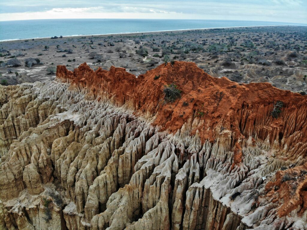 Travel Business Assistance | Angola | Viewpoint of the Moon